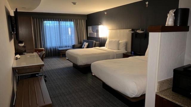 Courtyard By Marriott Hotel 3*